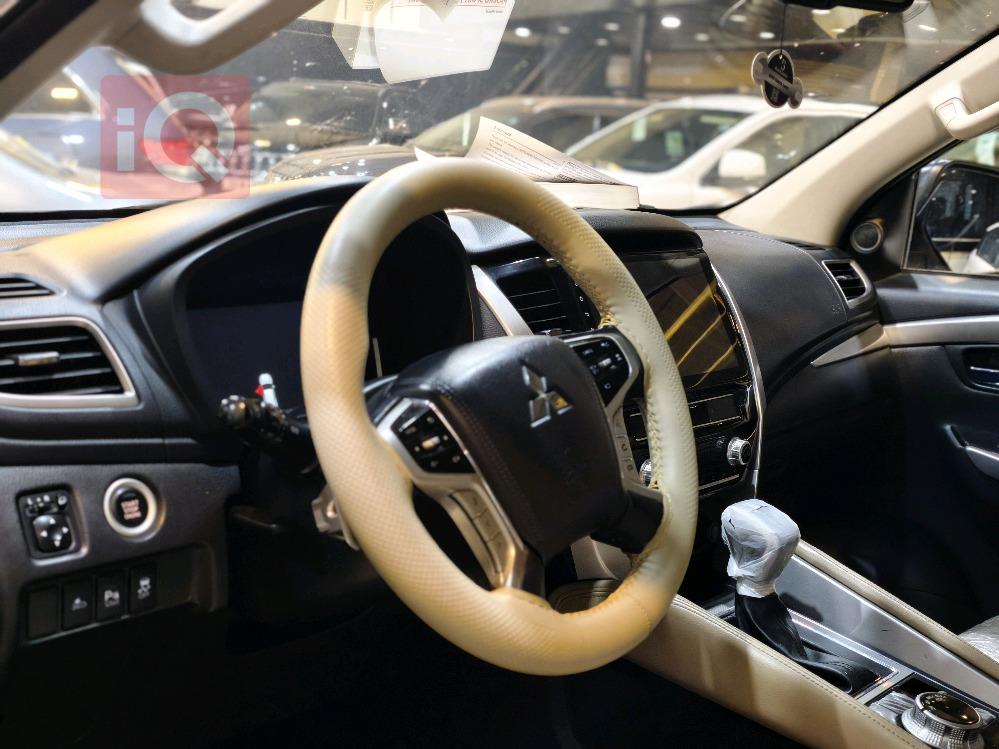 ميتسوبيشي باجيرو سبورت